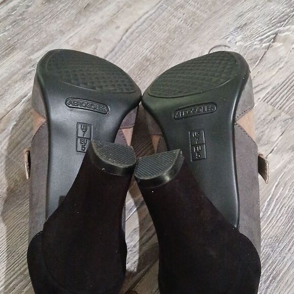 Aerosoles Roler Rink Mary Jane Pumps in Tan Gray Black Sz 7 NWOT - Picture 6 of 9